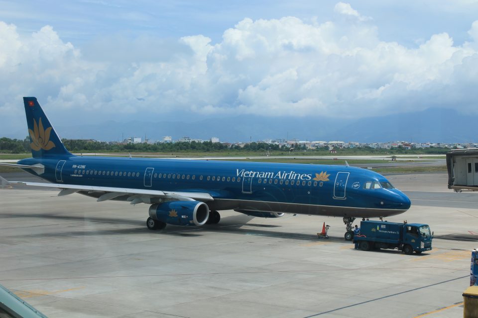 Vietnam airlines @posh_backpackers   
